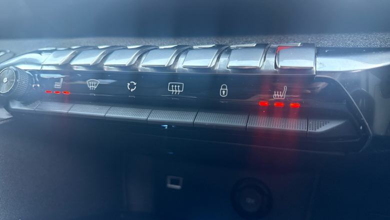 Peugeot 3008 1.5 BlueHDi GT Line Premium 5dr Diesel Estate